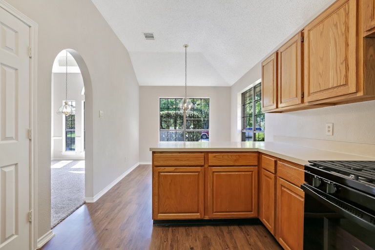 Photo 26 of 51 - 1516 Finley St, Cedar Hill, TX 75104