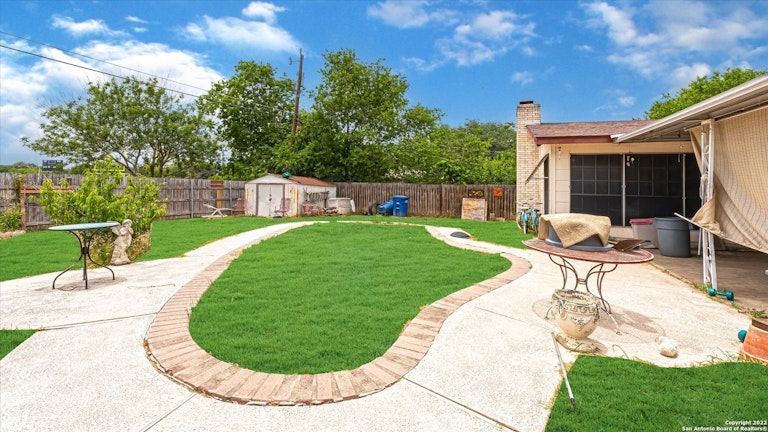 Photo 22 of 25 - 7323 Timber Ridge Dr, San Antonio, TX 78227