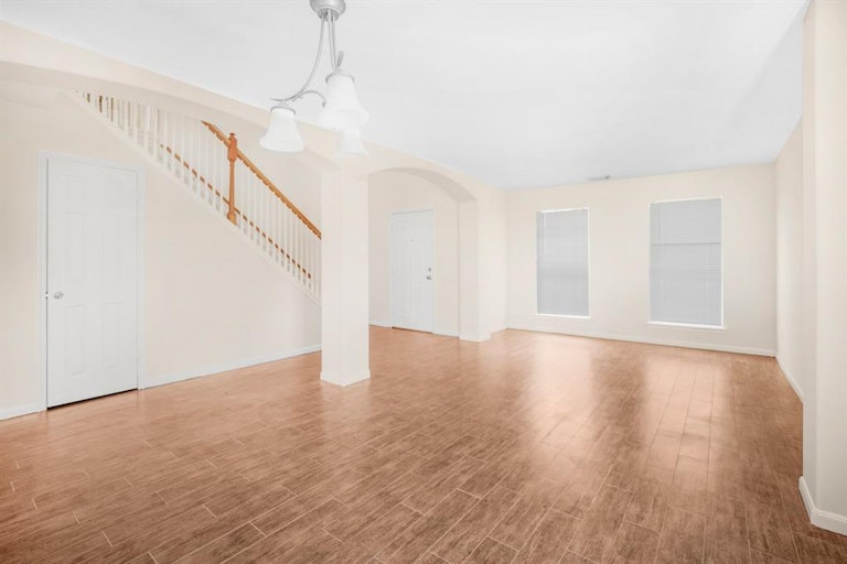 Photo 14 of 42 - 403 Mystic Glen Loop, Kingwood, TX 77339