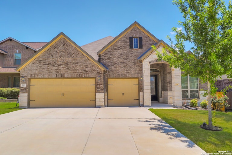 Photo 1 of 24 - 225 Scenic Vis, Cibolo, TX 78108