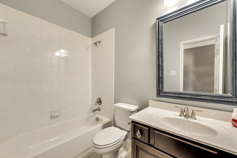 Photo 21 of 26 - 1801 Kaiser Cv, Argyle, TX 76226