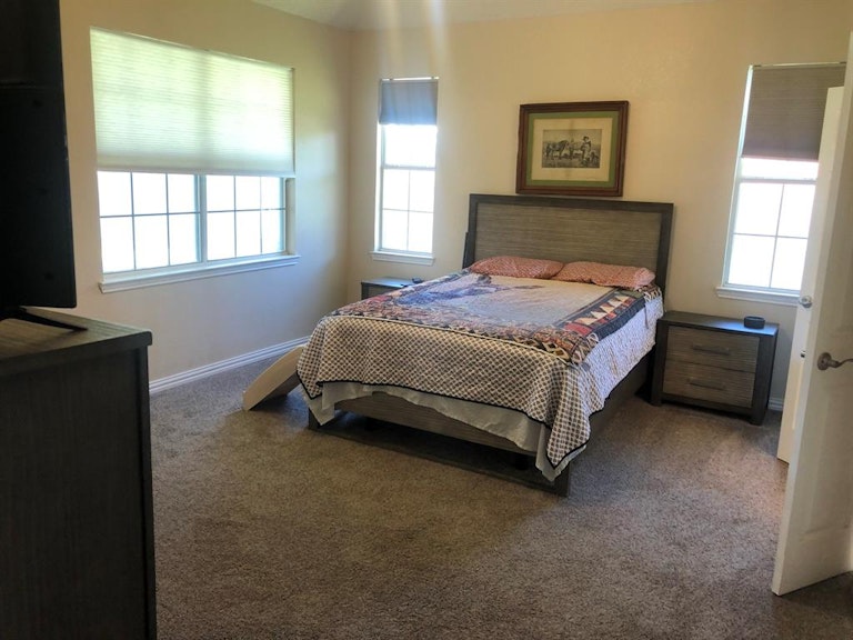 Photo 14 of 30 - 7513 Silverthorn Dr, Rowlett, TX 75089