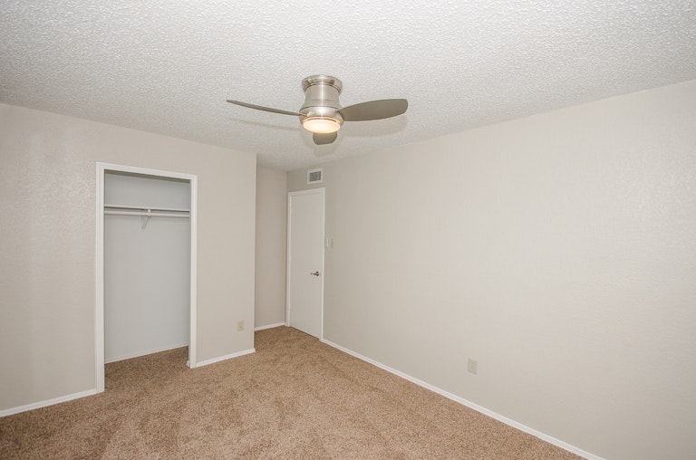 Photo 26 of 30 - 3123 Mayfair Dr, Carrollton, TX 75007