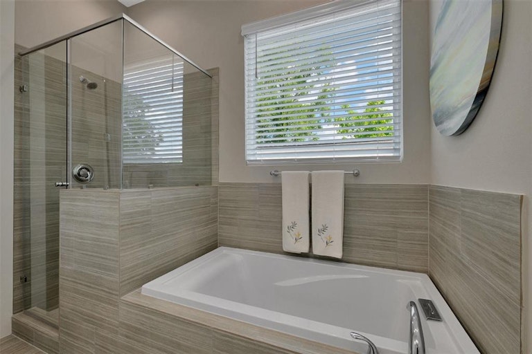 Photo 21 of 28 - 5509 Beall St Unit C, Houston, TX 77091