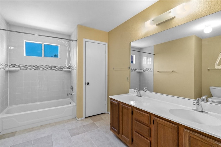 Photo 21 of 30 - 8801 Piney Creek Bnd, Austin, TX 78745