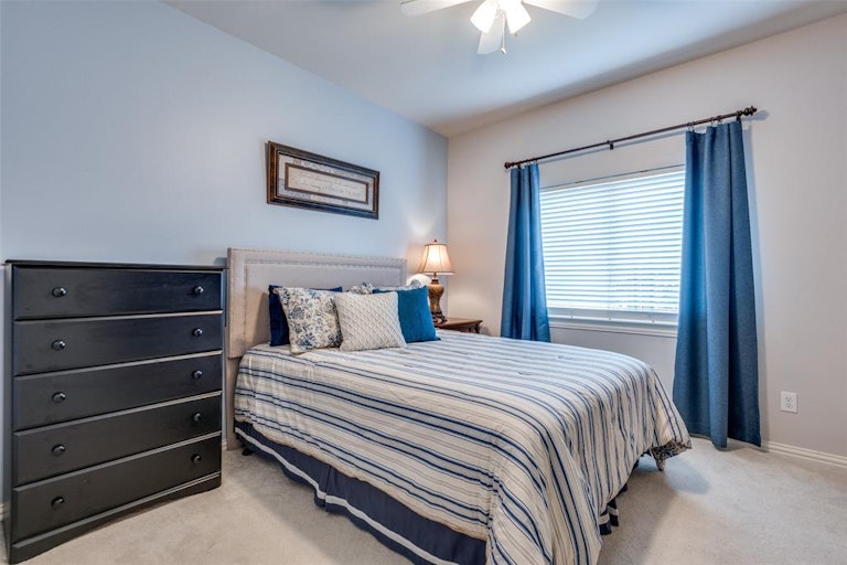 Photo 17 of 26 - 1604 Stone Crest Dr, Flower Mound, TX 75028