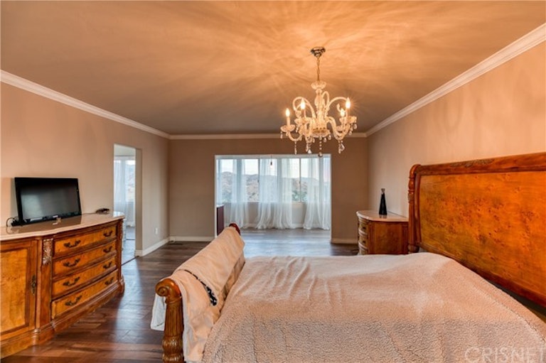Photo 25 of 36 - 10366 Ormond St, Sunland, CA 91040