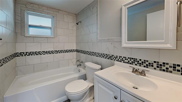 Photo 12 of 15 - 6712 Sea Ranch Dr, Hudson, FL 34667