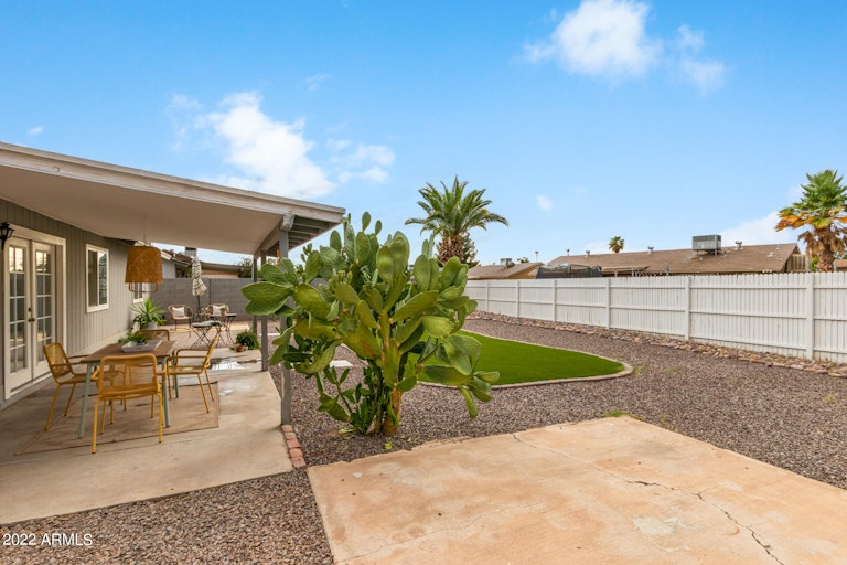 Photo 35 of 42 - 1704 W Loughlin Dr, Chandler, AZ 85224