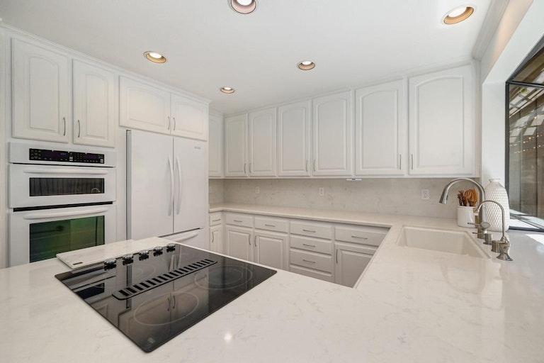 Photo 19 of 44 - 2174 Promontory Point Ln, Rancho Cordova, CA 95670