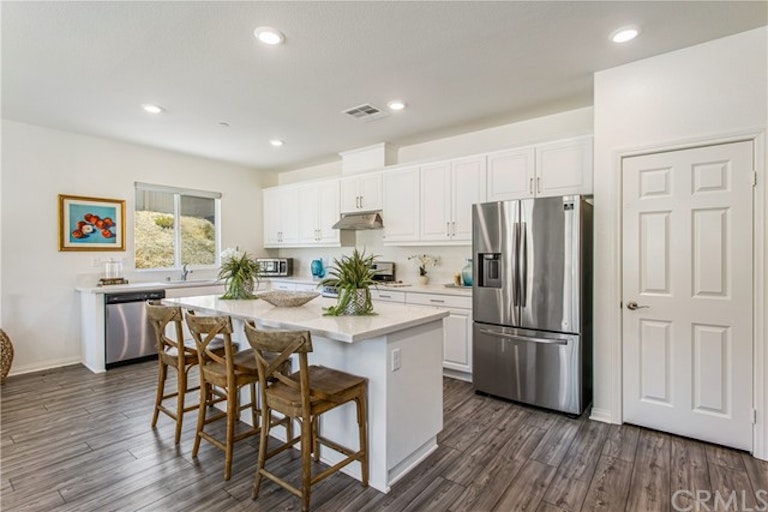 Photo 14 of 30 - 20852 Spring Mountain Rd, Riverside, CA 92507