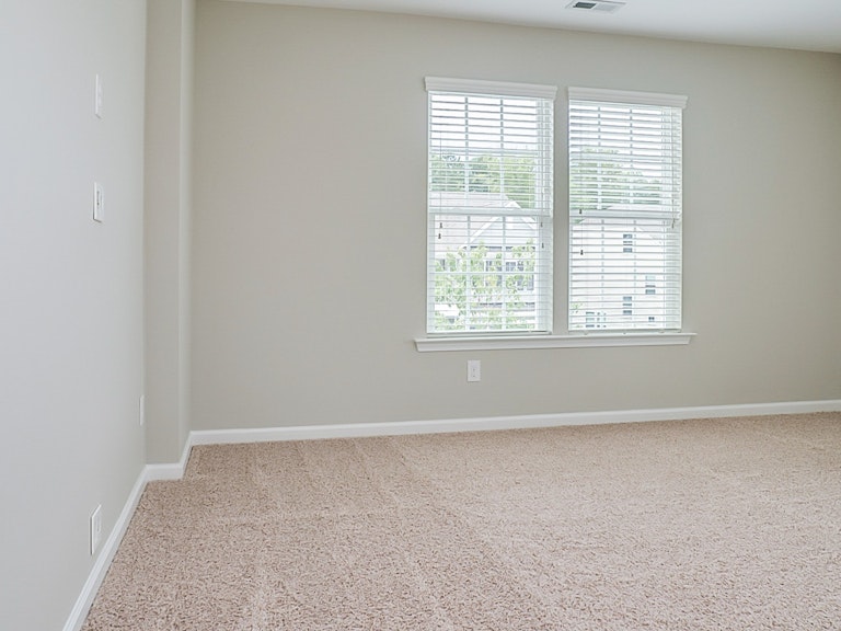 Photo 19 of 25 - 1602 Sunday Silence Dr, Knightdale, NC 27545