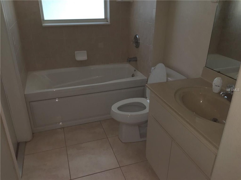 Photo 17 of 25 - 3963 Ragen St, North Port, FL 34287