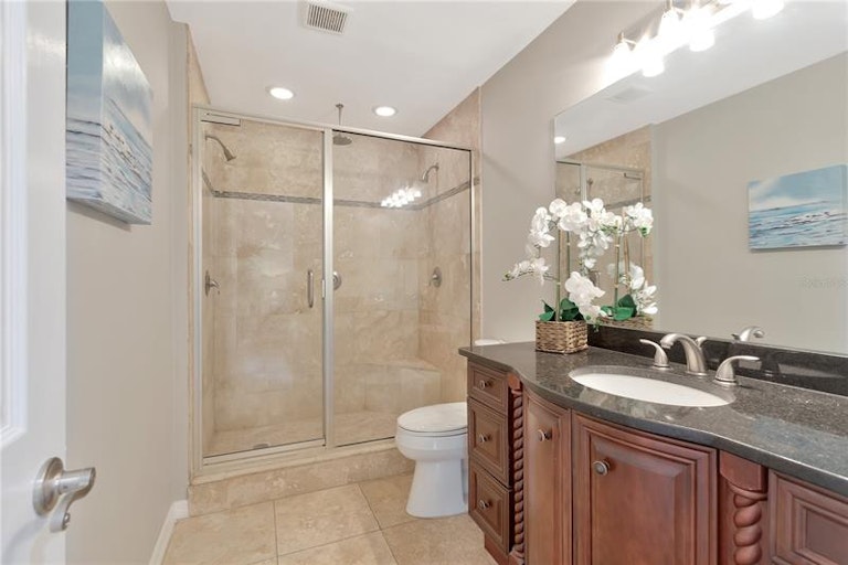 Photo 43 of 52 - 2302 S Arrawana Ave, Tampa, FL 33629