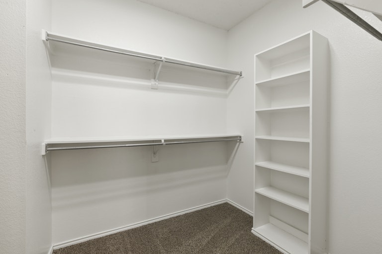 Photo 20 of 31 - 4708 Park Bend Dr, Fort Worth, TX 76137