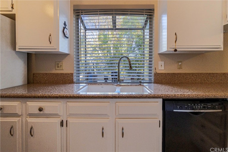 Photo 6 of 31 - 2606 Paseo Olivas, West Covina, CA 91792