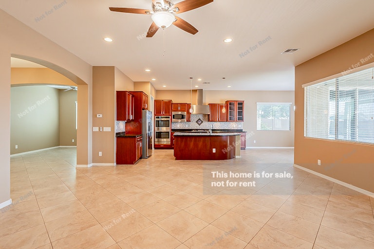 Photo 10 of 32 - 15312 S 181st Dr, Goodyear, AZ 85338