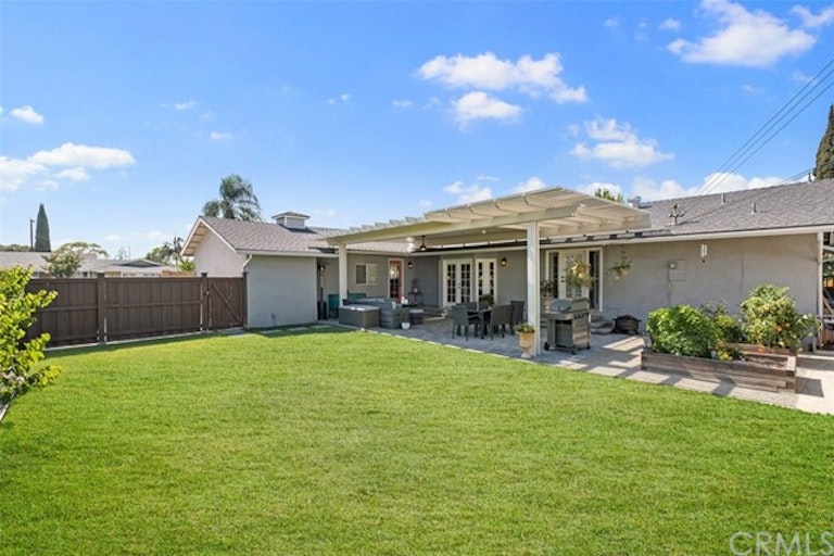 Photo 28 of 50 - 730 E Emerson Ave, Orange, CA 92865
