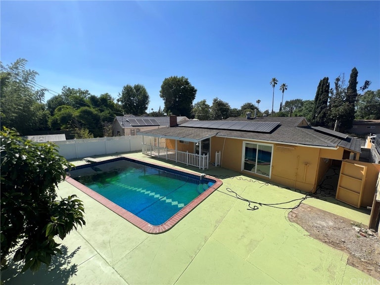 Photo 32 of 43 - 13944 Hartland St, Van Nuys, CA 91405