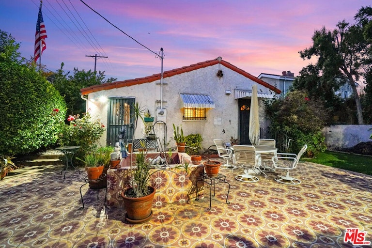 Photo 43 of 52 - 4204 Elmer Ave, North Hollywood, CA 91602