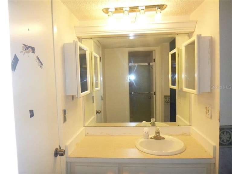 Photo 14 of 24 - 11201 122nd Ave #202, Largo, FL 33778