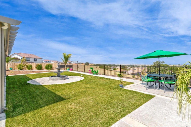 Photo 1 of 66 - 2580 Chesapeake Way, Lincoln, CA 95648
