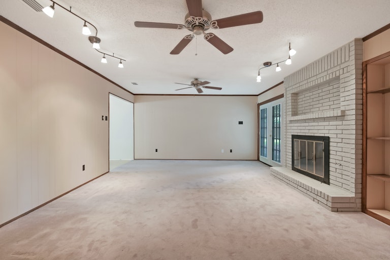 Photo 39 of 52 - 626 Flamingo Way, Duncanville, TX 75116