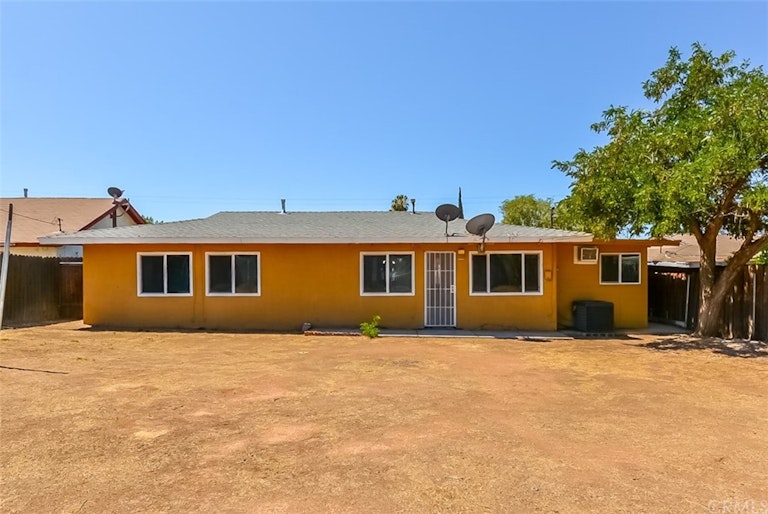 Photo 14 of 16 - 24586 Covington Way, Moreno Valley, CA 92557