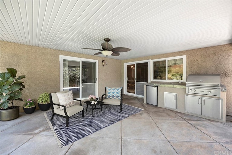 Photo 21 of 25 - 161 N Cielito Lindo, Anaheim, CA 92807