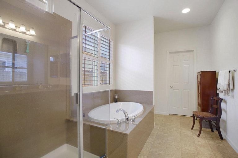 Photo 22 of 39 - 953 Fermoy Way, Galt, CA 95632