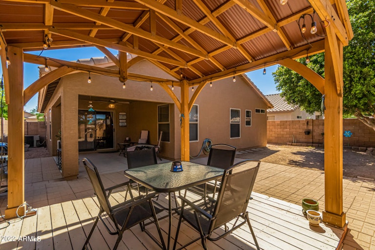Photo 33 of 39 - 15924 W Tara Ln, Surprise, AZ 85374