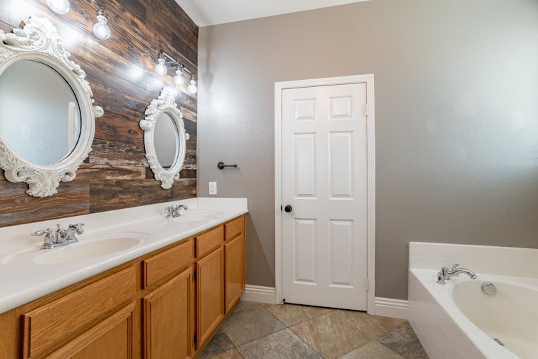 Photo 18 of 26 - 7406 Muir Ct, Highland, CA 92346