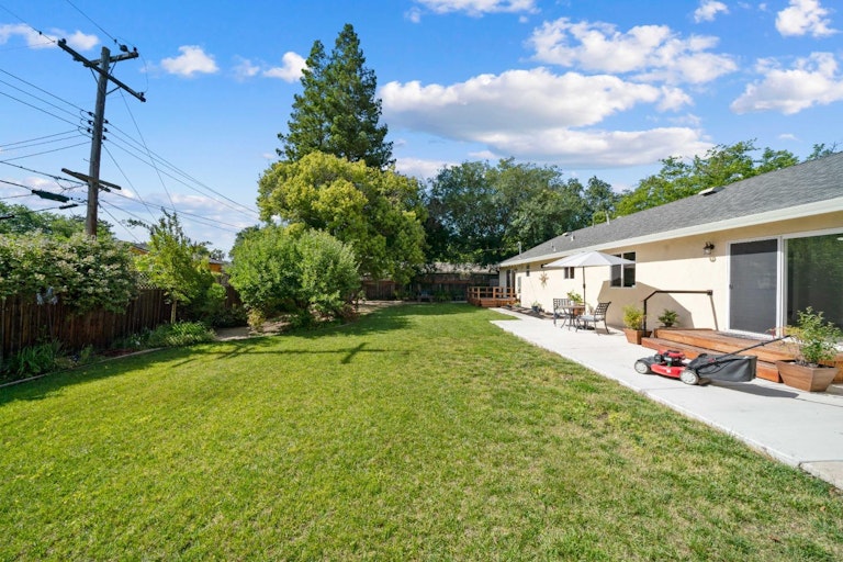Photo 31 of 42 - 5742 Fairvale Way, Orangevale, CA 95662