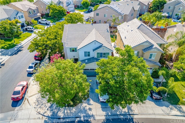 Photo 4 of 36 - 3982 Barbury Palms Way, Perris, CA 92571