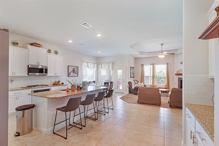 Photo 13 of 22 - 3301 Wysong St, Melissa, TX 75454
