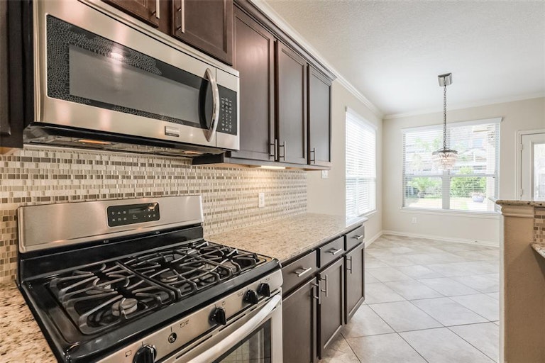 Photo 19 of 48 - 16627 Highland Country Dr, Cypress, TX 77433