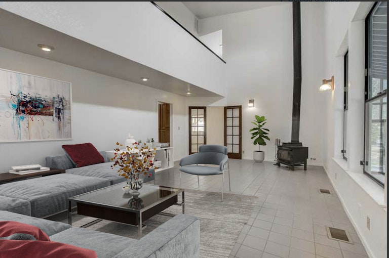 Photo 2 of 36 - 4232 Empire Way, Carmichael, CA 95608