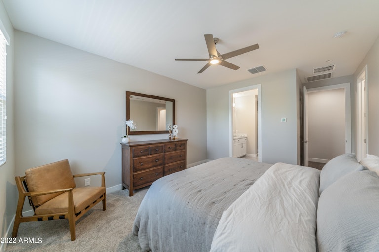 Photo 14 of 39 - 3200 N 39th St #14, Phoenix, AZ 85018