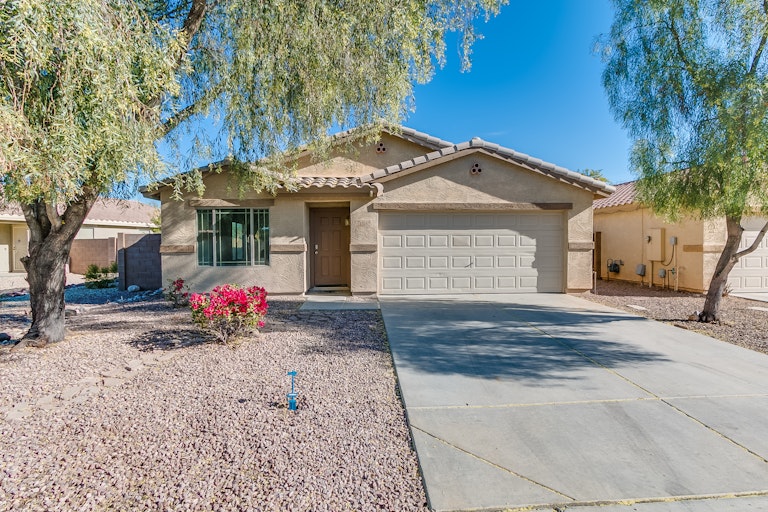 Photo 1 of 30 - 13162 W Clarendon Ave, Litchfield Park, AZ 85340