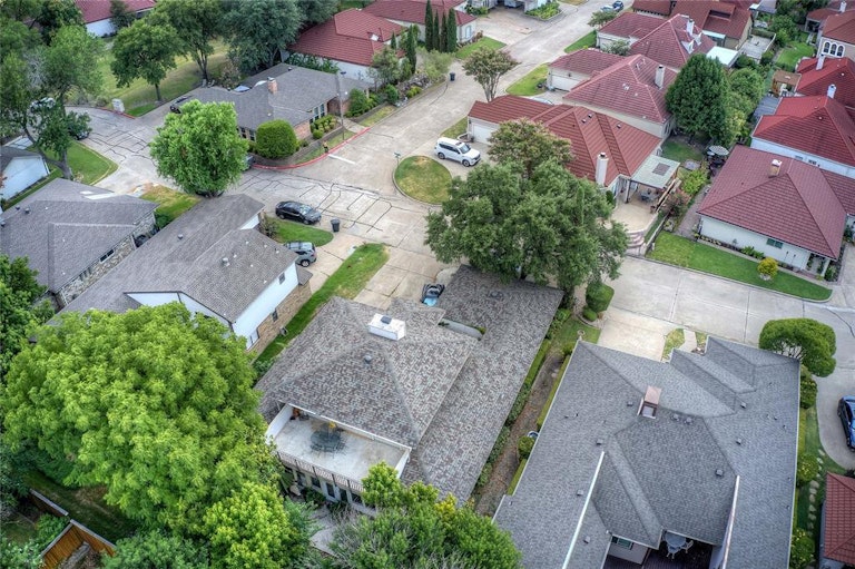 Photo 31 of 39 - 2914 Starboard Dr, Rockwall, TX 75087