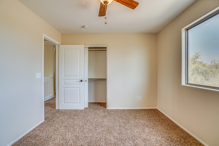 Photo 18 of 32 - 236 E Paso Fino Way, San Tan Valley, AZ 85143