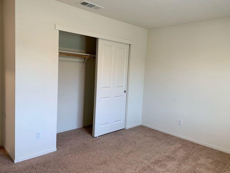 Photo 16 of 25 - 3504 Bayou Rd, Sacramento, CA 95835