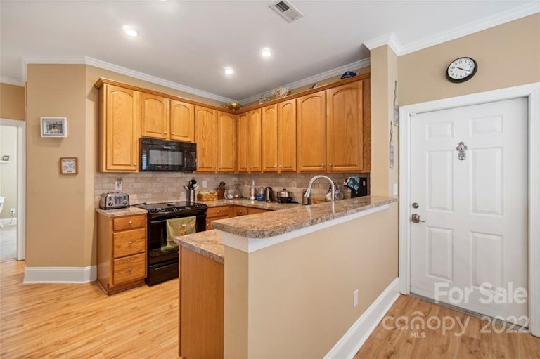 Photo 13 of 39 - 2409 Granville Pl, Monroe, NC 28110