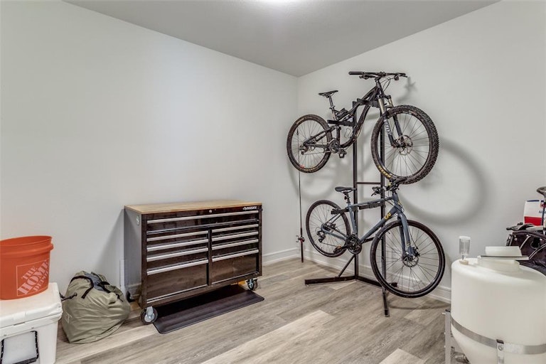 Photo 14 of 17 - 5714 McCommas Blvd #204, Dallas, TX 75206