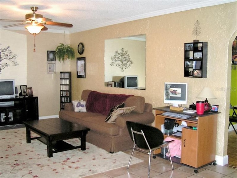 Photo 5 of 23 - 6191 Pinehurst Dr, Spring Hill, FL 34606