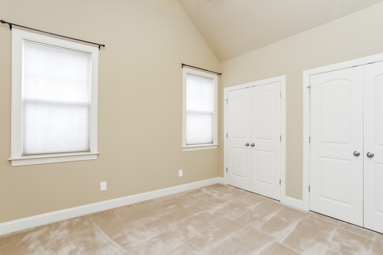 Photo 16 of 25 - 4105 Field Oak Dr, Wake Forest, NC 27587