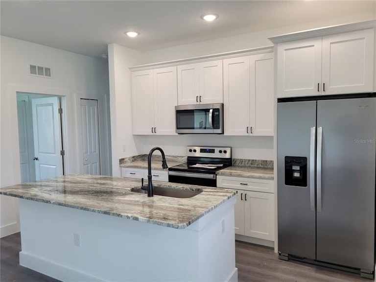 Photo 6 of 13 - 413 Magpie Ct, Kissimmee, FL 34759
