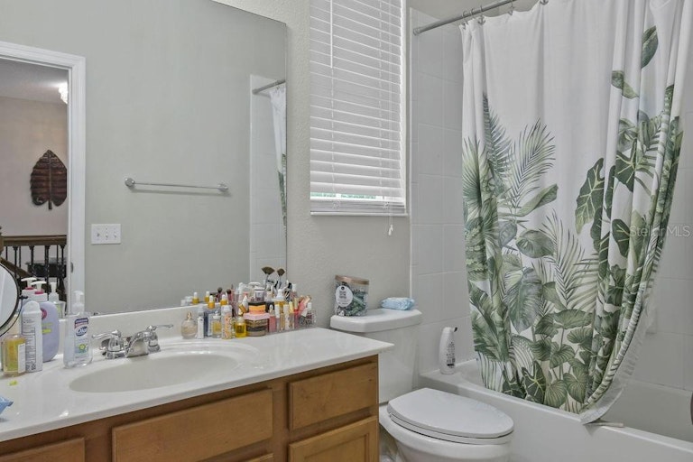 Photo 56 of 64 - 6146 Golden Dewdrop Trl, Windermere, FL 34786