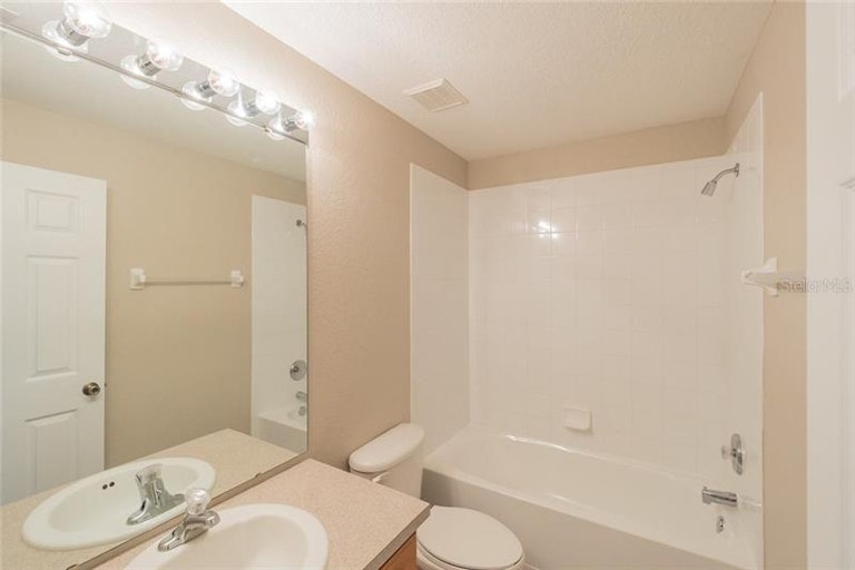 Photo 19 of 25 - 7743 Basnett Cir, Kissimmee, FL 34747