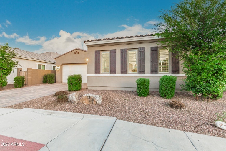 Photo 9 of 47 - 9731 W Foothill Dr, Peoria, AZ 85383